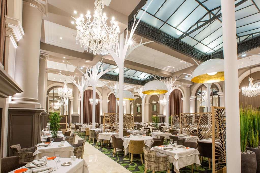 سان مالو Grand Hotel Des Thermes المطعم الصورة